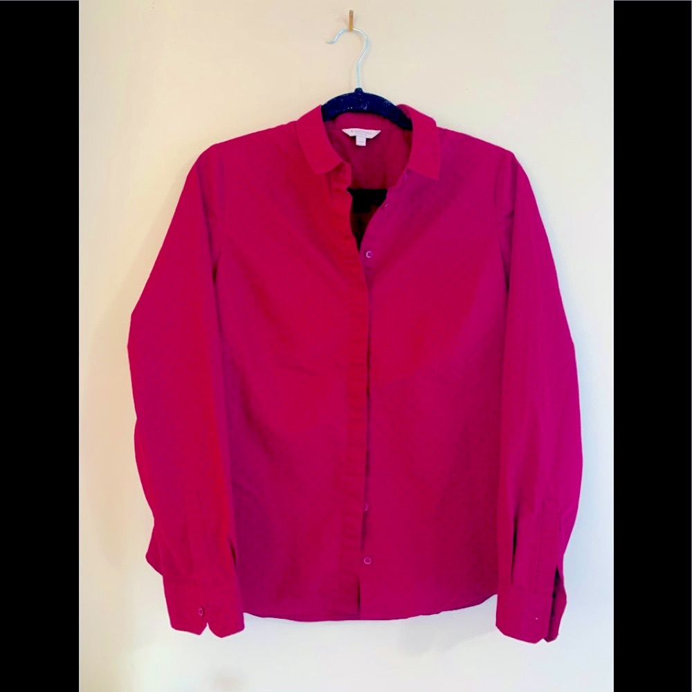 R Essential Burgundy with small black dots (Med)